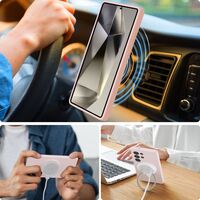 Προβολή θήκης Tech-Protect Liquid Silicone MagSafe σε Pink Pearl τοποθετημένη σε Samsung Galaxy S25 Ultra 5G.