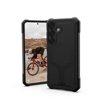 UAG Essential Armor - Black τοποθετημένη στο Samsung Galaxy S25 5G.