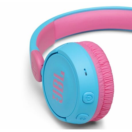 Λεπτομέρεια των ακουστικών JBL Tune 310BT με πλήκτρα ελέγχου για μουσική και κλήσεις