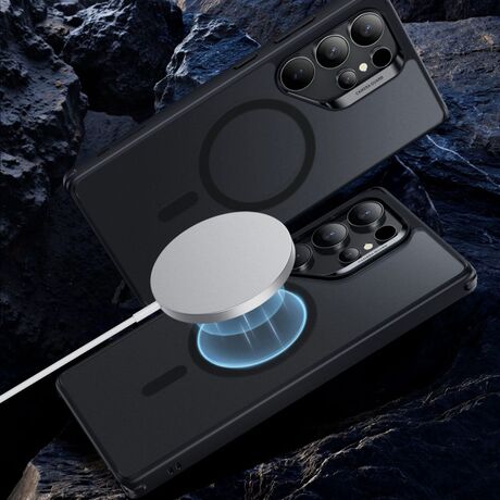 Η θήκη ESR Classic HaloLock MagSafe σε Frosted Black τοποθετημένη σε Samsung Galaxy S25 Ultra 5G