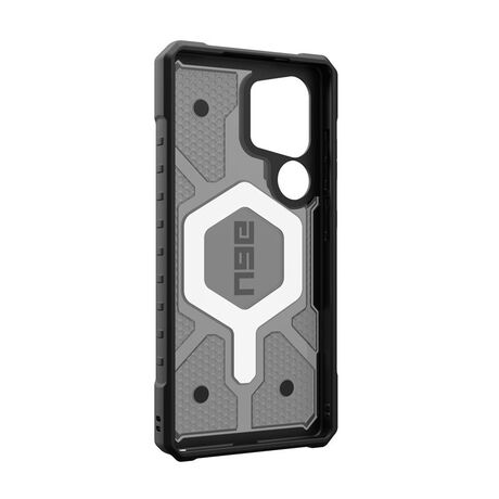 Μαγνητικό σύστημα MagSafe στη θήκη UAG Pathfinder Magnet - Ash.